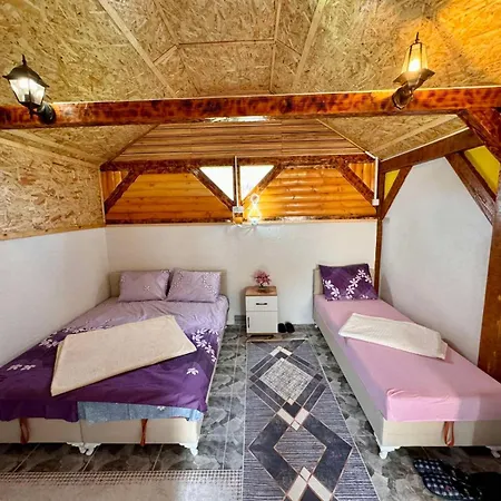 Oaza Mira-visoko Lägenhet *